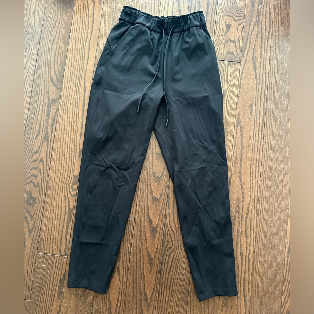lululemon joggers
